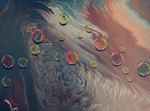 A. Volcano, dybe metaliske farver, akryl maleri på lærred, bobler på google slagelse